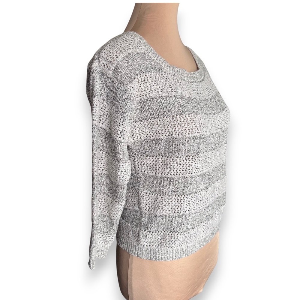 I LOVE H81 FOREVER 21 gray open knit sweater lightweight striped pullover